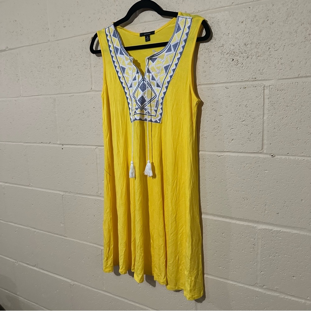ESPRESSO yellow cotton‎ dress with tassels and great stitching in medium